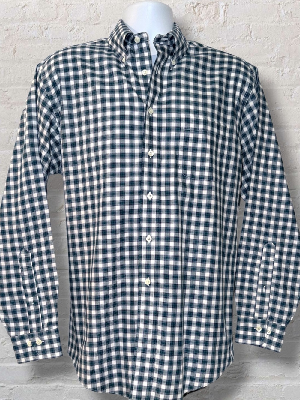 Brooks Brothers 346 Original Polo Shirt Men’s M Green Plaid Button Down